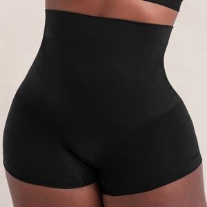 Shapermint Empetua Essentials All Day Every Day High-Waisted Shaper Bodyshort